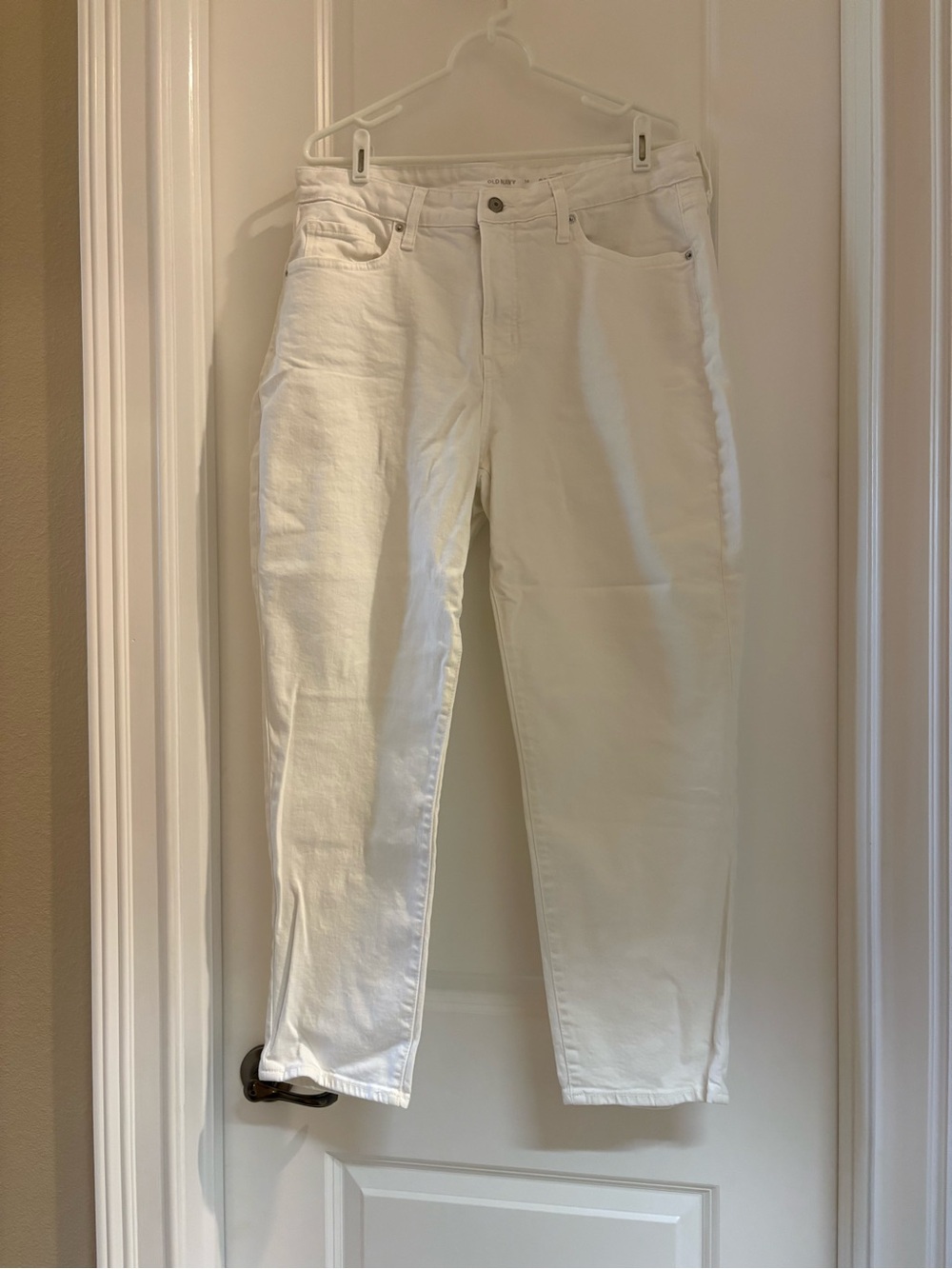 Old Navy White High-Rise OG Straight Women’s Jeans